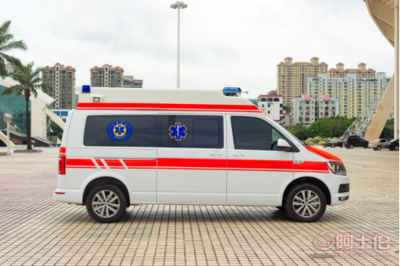 進(jìn)口大眾凱路威救護(hù)車 專業(yè)醫(yī)療改裝，生命路上的可靠伙伴
